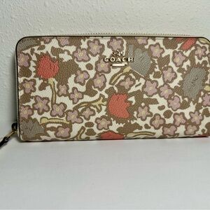 COACH Outlet: Coach Round Zip Floral Long Wallet